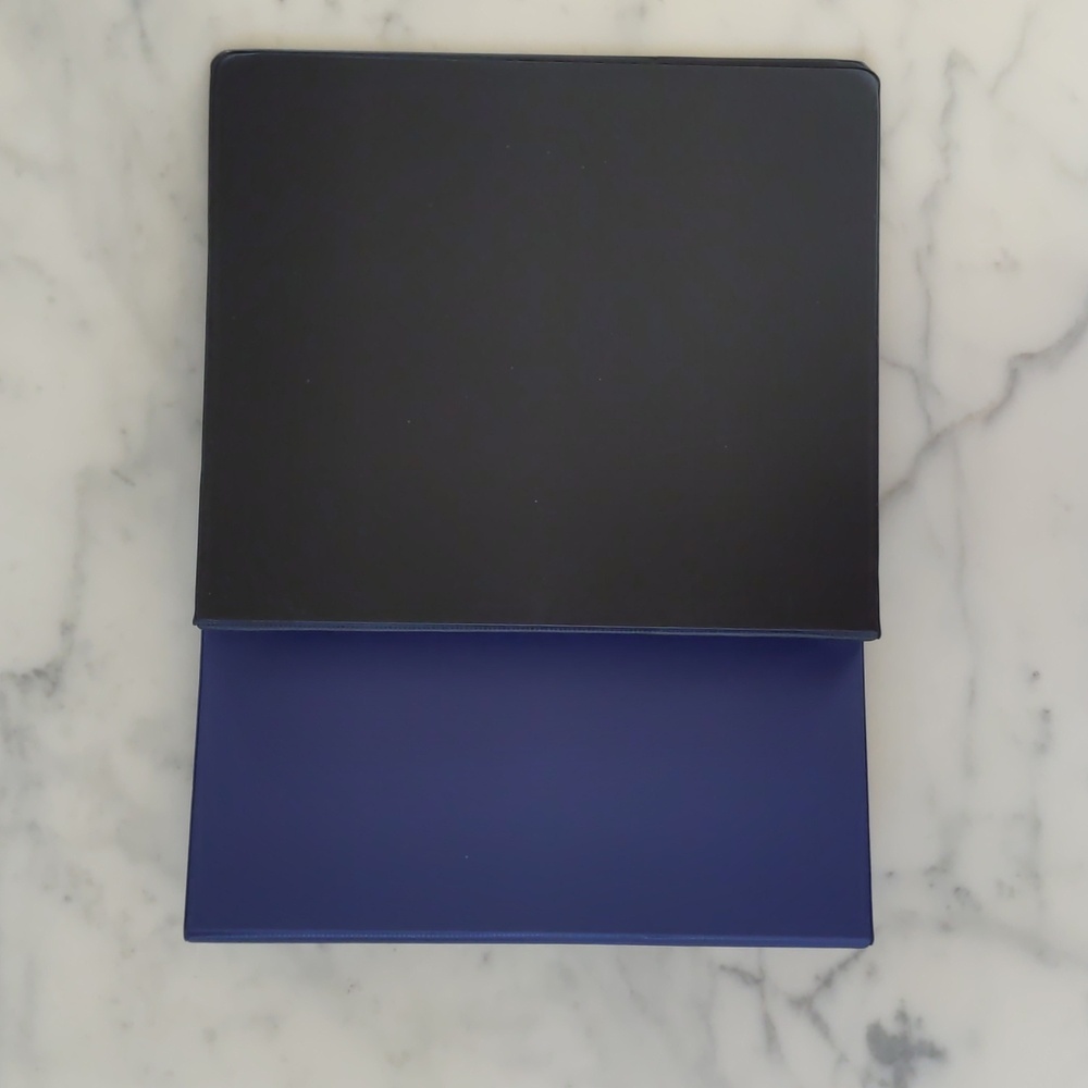 Avery Blue 1.5" 3 Ring and Black 0.5" 3 Ring Binder w/2 Interior Pockets, 2 pcs